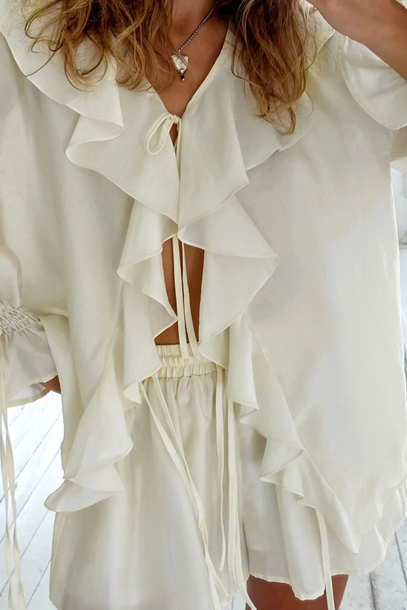 Ruffle Tie-up Sweet Shirt Set